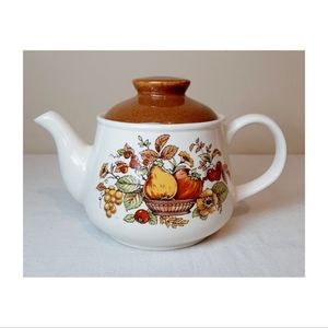 1960's Vintage Sadler Teapot